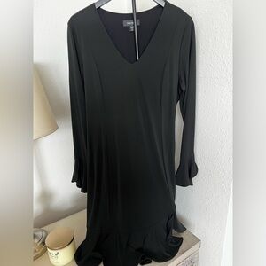Karen Kane Little Black Dress LBD size Xl ruffled sleeves bottom